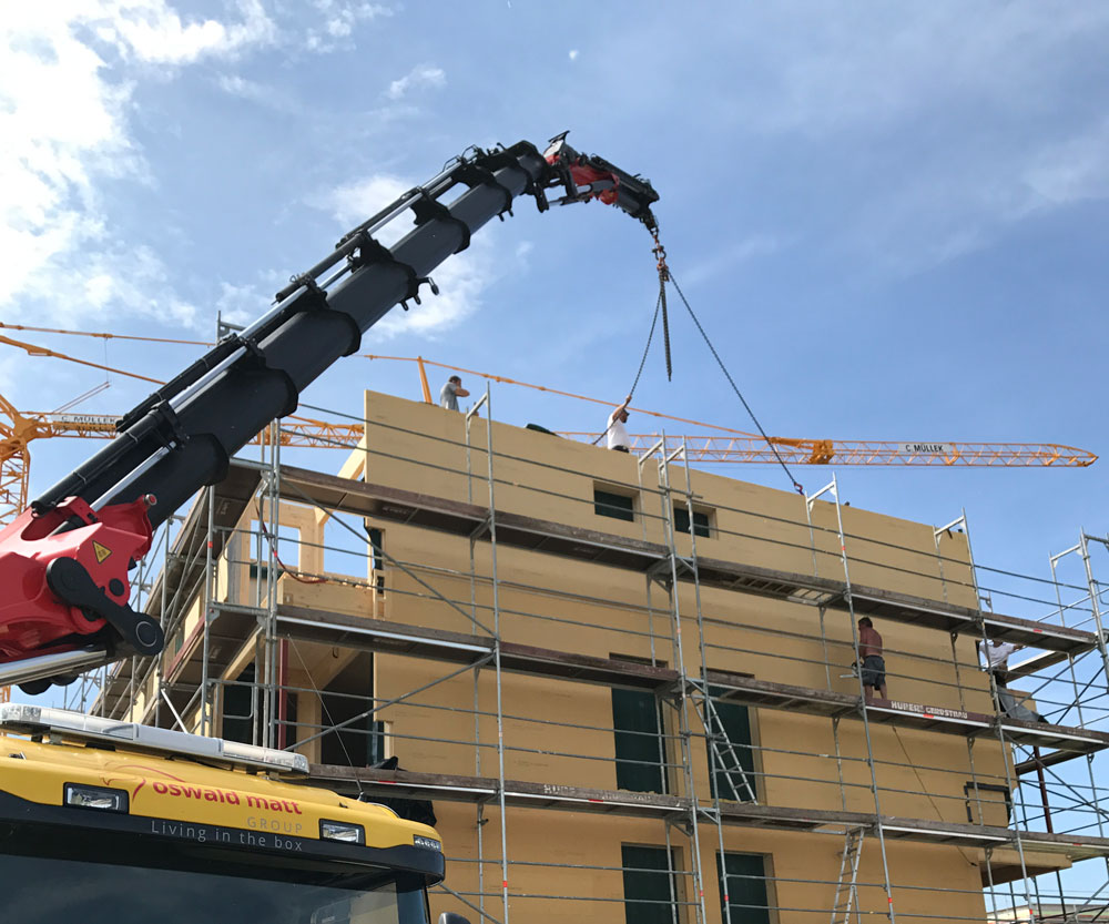 Kranung eines Wandelementes